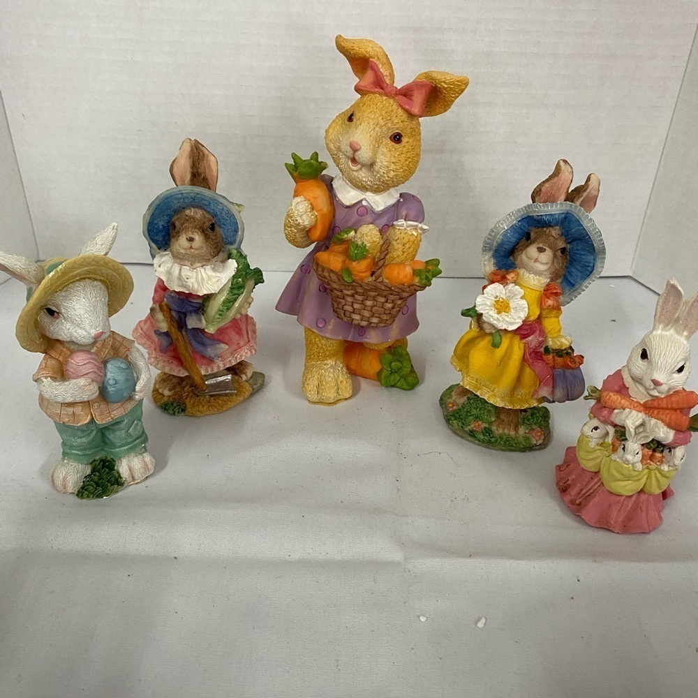 Set of 5 Easter Rabbits (DD)